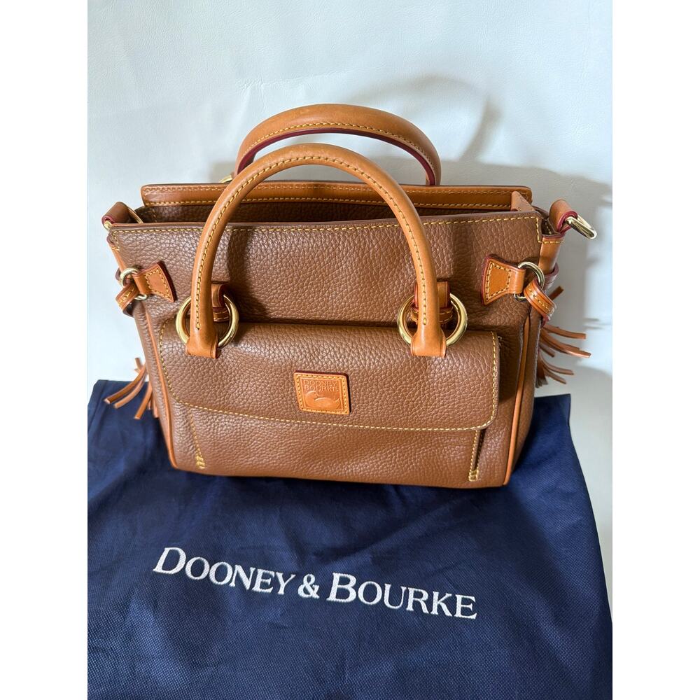 Dooney & Bourke medium pocket satchel high end pebble grain collection - Picture 12 of 14